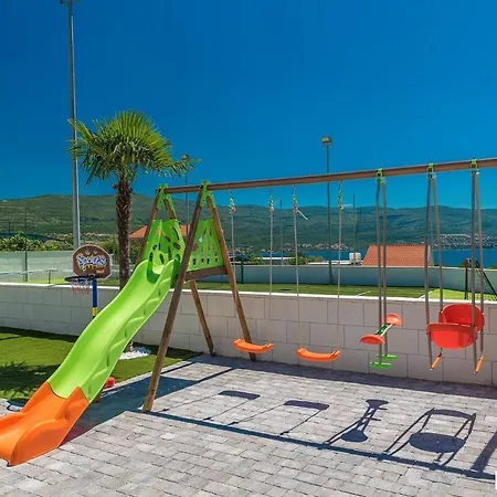 Mek فيلة Pridraga