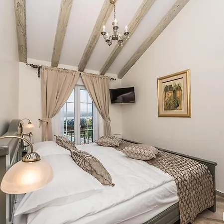 فيلة Mek Pridraga