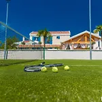 Villa Mek