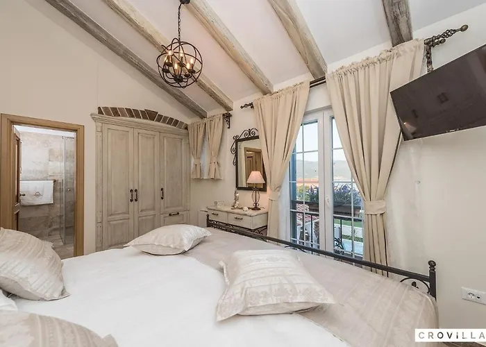 Mek Вилла Pridraga